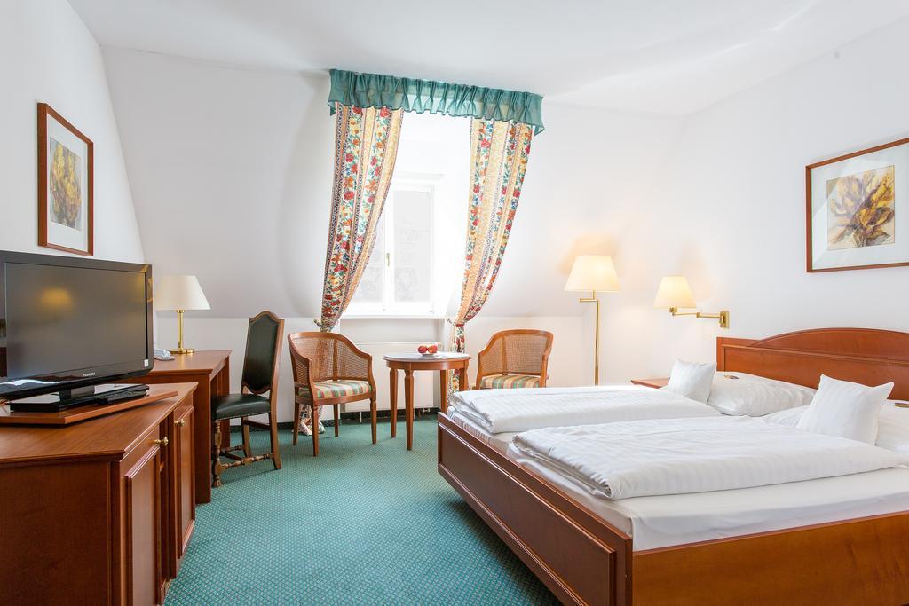Churfuerstliche Waldschaenke Hotel 4*